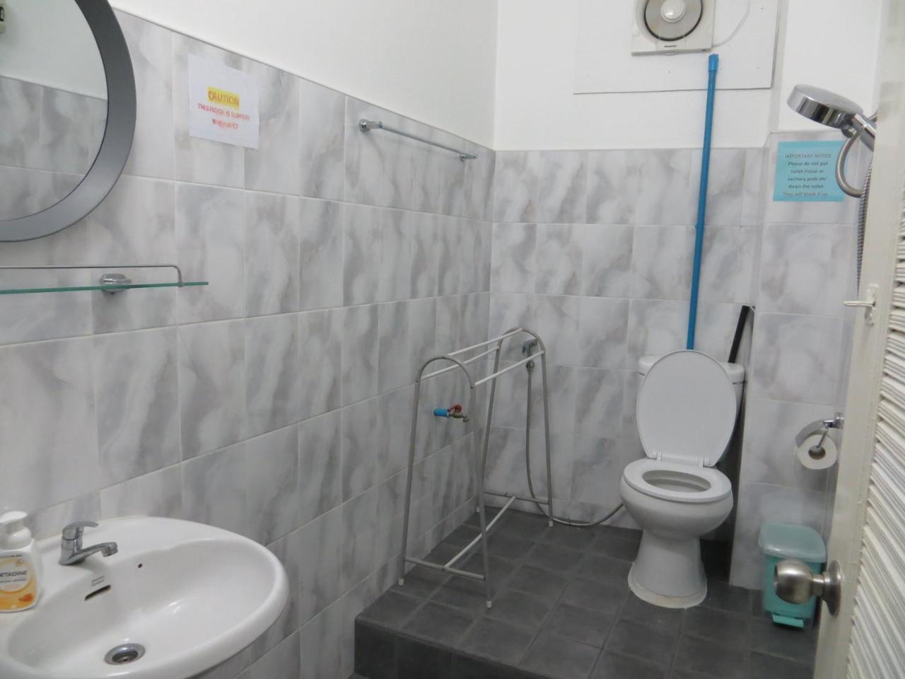 La Maison Verte Hostel チエンマイ エクステリア 写真